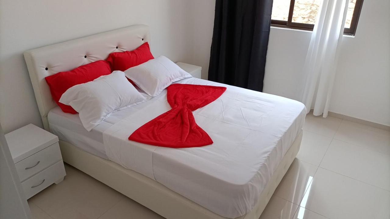 T2 Da Marilia Fonte Frances Apartment Mindelo Exterior photo